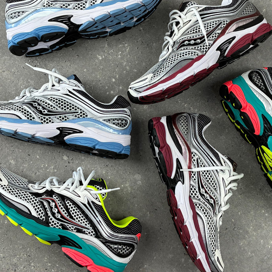 SAUCONY