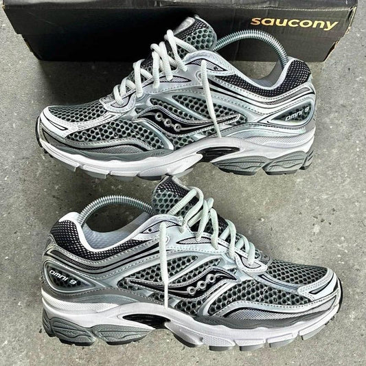 Saucony Pro Grid Omni 9 Silver